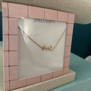 Stella & Dot Oui Necklace